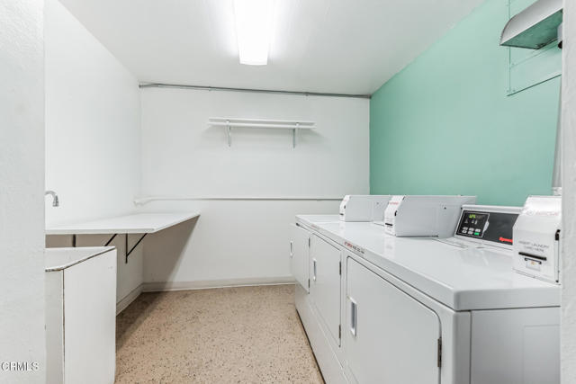 Detail Gallery Image 16 of 24 For 5585 E Pacific Coast Hwy #132,  Long Beach,  CA 90804 - 1 Beds | 1 Baths