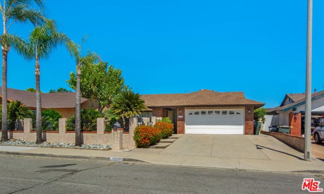 12671 Gun Avenue, Chino CA: https://media.crmls.org/mediaz/54079056-650b-4e63-a009-36a99cf6fd6a.jpg