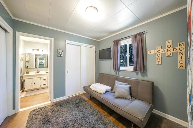 4314 Luneta Drive, Julian CA: https://media.crmls.org/mediaz/5407ebec-e6d0-4b71-a563-bca39238c03e.jpg