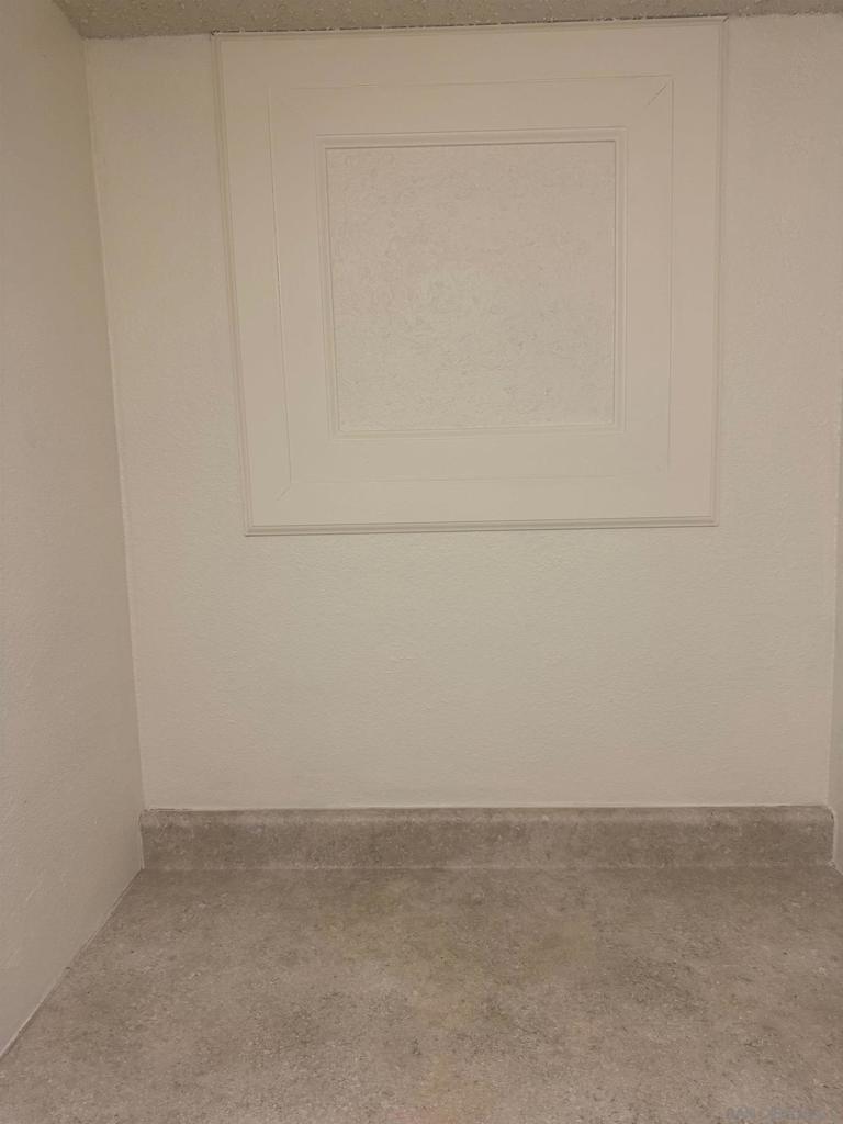 https://media.crmls.org/mediaz/5407fb04-dcdc-4e31-aed0-c1b42d42b442.jpg?preset=X-Large