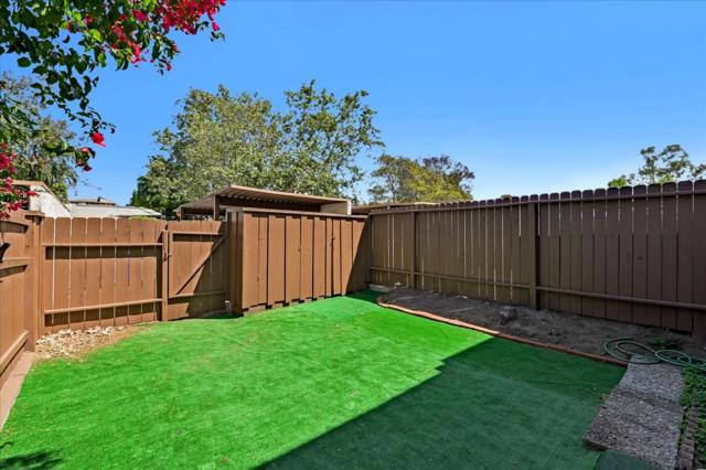Image 30 of 38 For 6325 Dinamica Way