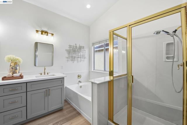 Image 45 of 55 For 15518 Harbor Way