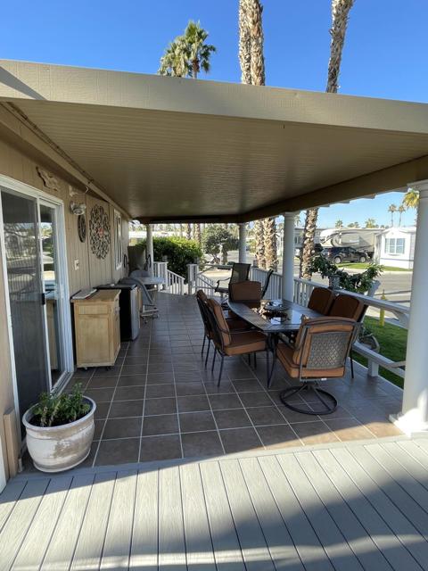 81620 Avenue 49, Indio CA: https://media.crmls.org/mediaz/5408593e-8956-41db-af49-9b0f3ac7cee6.jpg