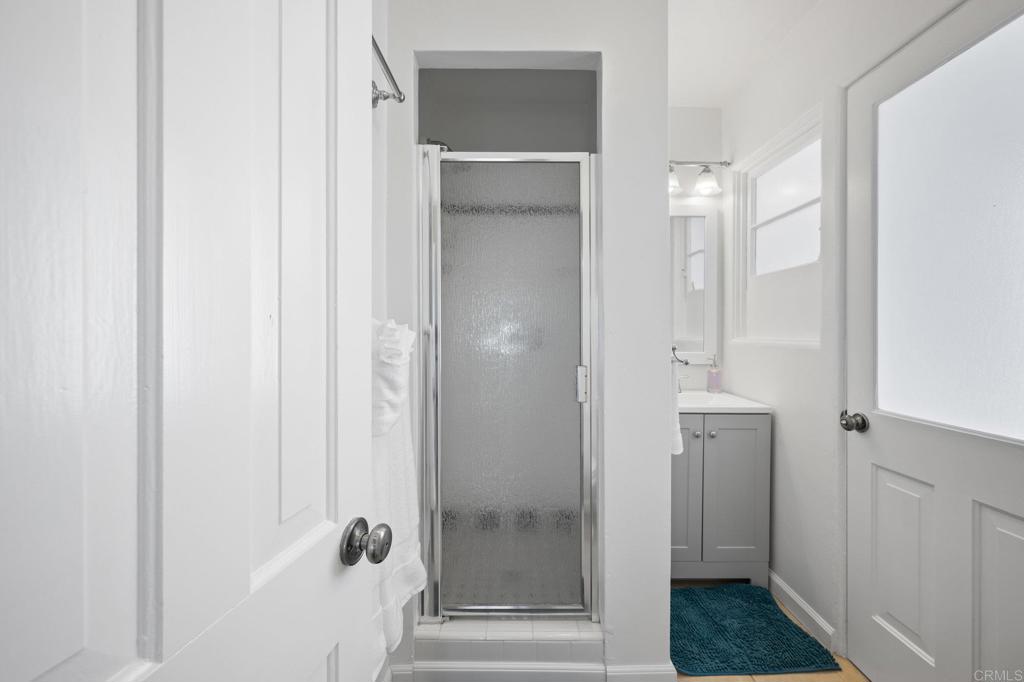 1303 Cave Street - photo 19