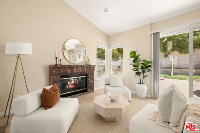 2682 Santa Ynez Avenue photo 4
