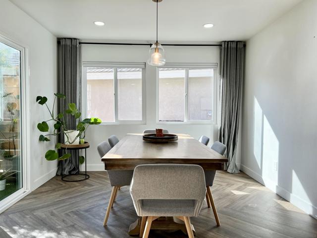 10632 Rancho Carmel Dr, San Diego CA: https://media.crmls.org/mediaz/540a4b75-20a3-47ce-9e89-636a55919ea9.jpg