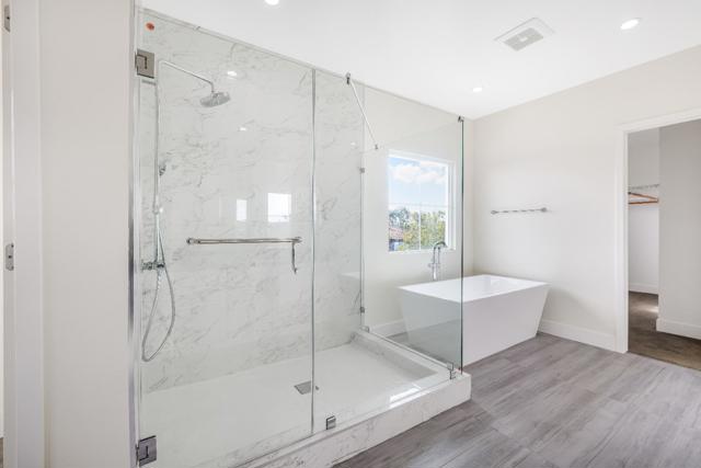 401 San Luis Avenue, Watsonville CA: https://media.crmls.org/mediaz/540abd30-6469-401d-8601-3f364ae7e8e8.jpg