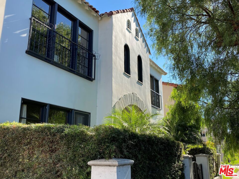 MLS #25567347 image #2