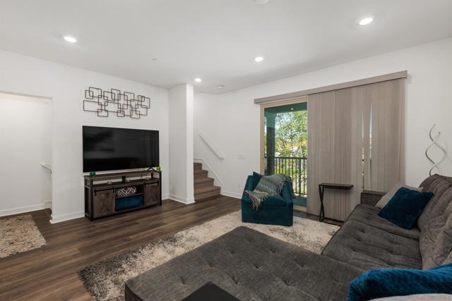 Image 3 of 28 For 4384 Nautilus Way  3