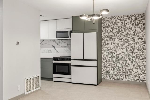 2857 N Los Felices Road #115, Palm Springs, CA 92262