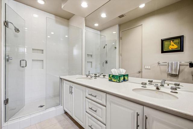 384 Tomahawk Drive, Palm Desert, CA 92211