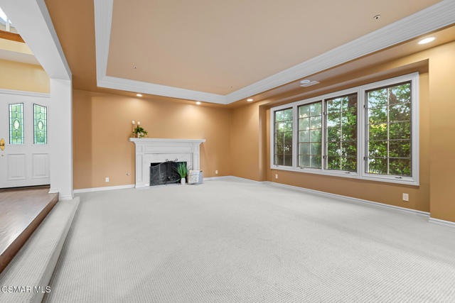 5320 Long Shadow Court, Westlake Village CA: https://media.crmls.org/mediaz/540ccf7b-6ba3-4e8a-a8fb-54893be31b2a.jpg