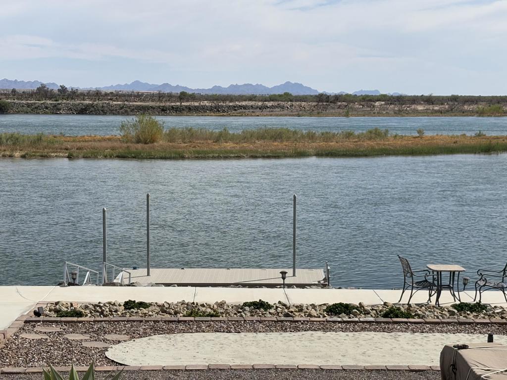 2674 Colorado River Road