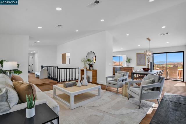 5505 Old School Rd, Pleasanton CA: https://media.crmls.org/mediaz/540d027e-d44b-4e0e-83f7-d56311a920c6.jpg