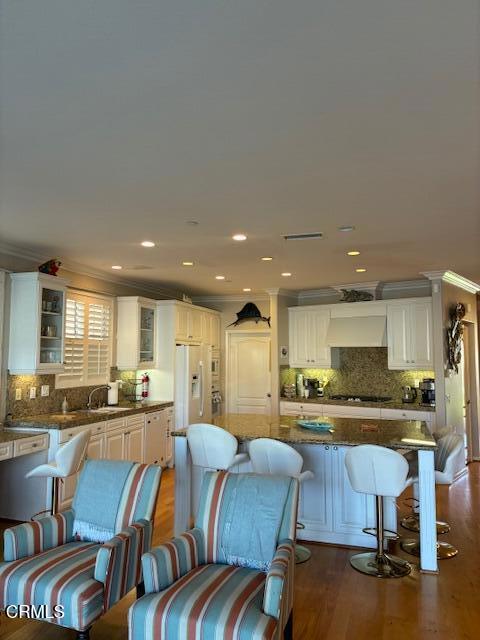 Detail Gallery Image 3 of 23 For 1470 Viewpoint Dr, Oxnard,  CA 93035 - 4 Beds | 3 Baths