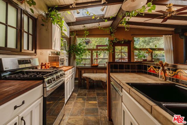 3 Bed Home for Sale in Topanga, California