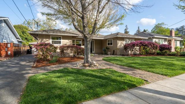 878 El Rio Drive, San Jose CA: https://media.crmls.org/mediaz/541028cc-2b4a-4da8-9684-921b3c906286.jpg