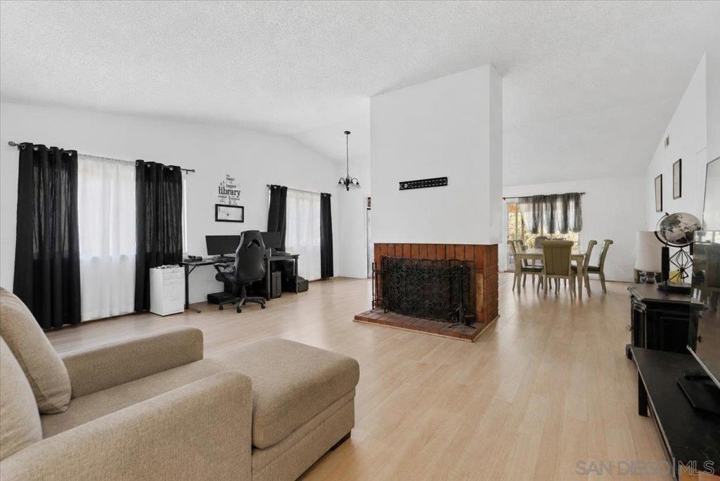 11315 Red Cedar Ln - photo 6