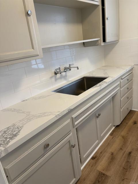 4818 4832 1/2 Palm Avenue, La Mesa CA: https://media.crmls.org/mediaz/5410b15f-38f4-4571-9220-d0338f63ca95.jpg