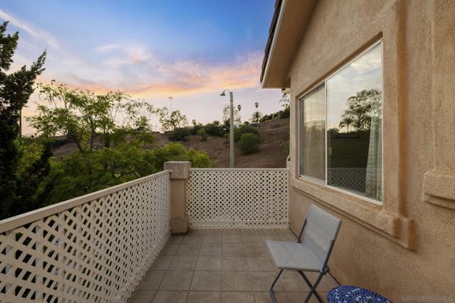2106 Zachary Gln, Escondido CA: https://media.crmls.org/mediaz/5410dee1-ea2d-4b81-8374-6ae3df2b527d.jpg
