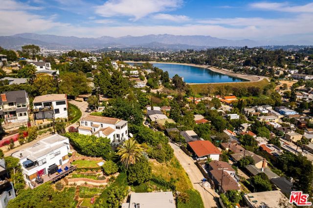 2 Bed Home for Sale in Los Angeles, California