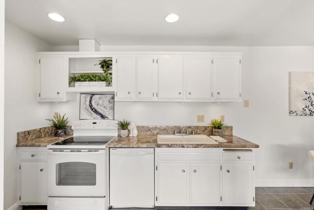 Detail Gallery Image 13 of 27 For 5700 Baltimore Dr #66,  La Mesa,  CA 91942 - 1 Beds | 1 Baths