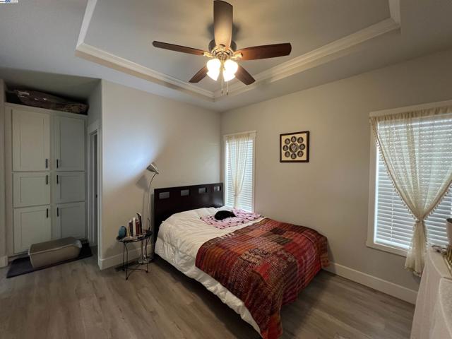 1515 N Milpitas Blvd, Milpitas CA: https://media.crmls.org/mediaz/54118295-4d5d-4a1d-9dac-004530fa094f.jpg