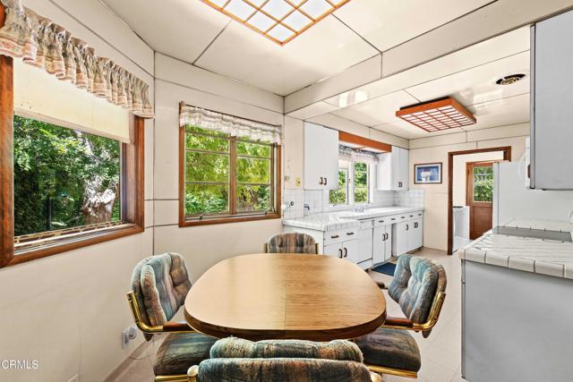 Detail Gallery Image 11 of 47 For 4369 Firmament Ave, Encino,  CA 91436 - 3 Beds | 2 Baths