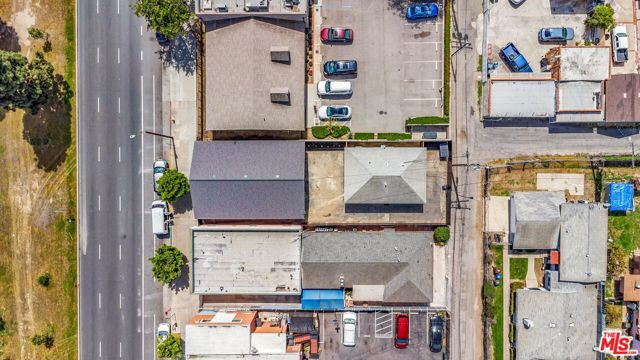 9611 S Vermont Avenue, Los Angeles CA: https://media.crmls.org/mediaz/5411f907-cf2a-41a1-8e3e-81289fb84911.jpg