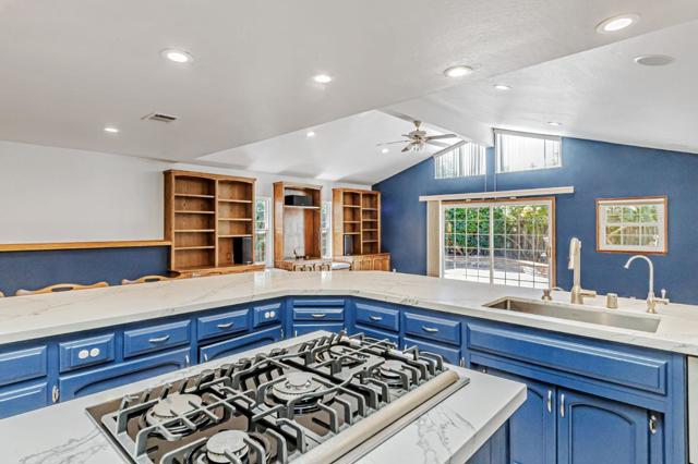 978 Woodgrove Lane, San Jose CA: https://media.crmls.org/mediaz/54120dfc-6746-4337-a274-2ccd57799849.jpg
