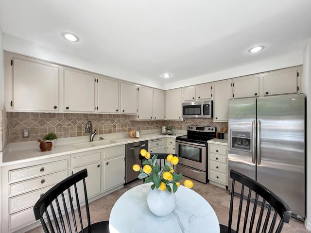 Image 11 of 45 For 1312 Vintner Way
