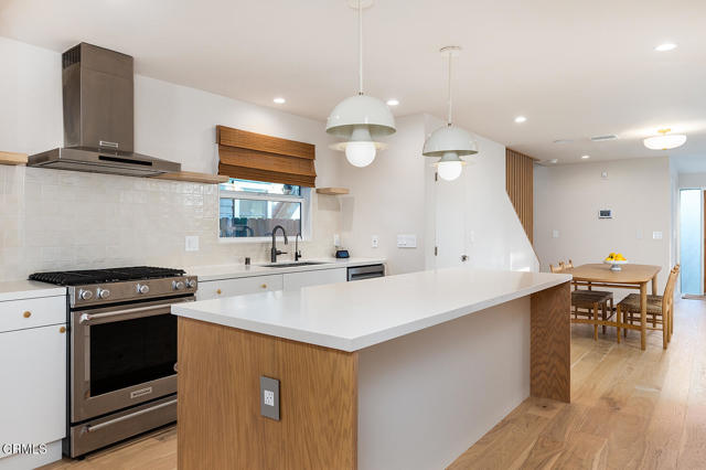 Detail Gallery Image 13 of 40 For 987 Bell St, Pasadena,  CA 91104 - 4 Beds | 5 Baths