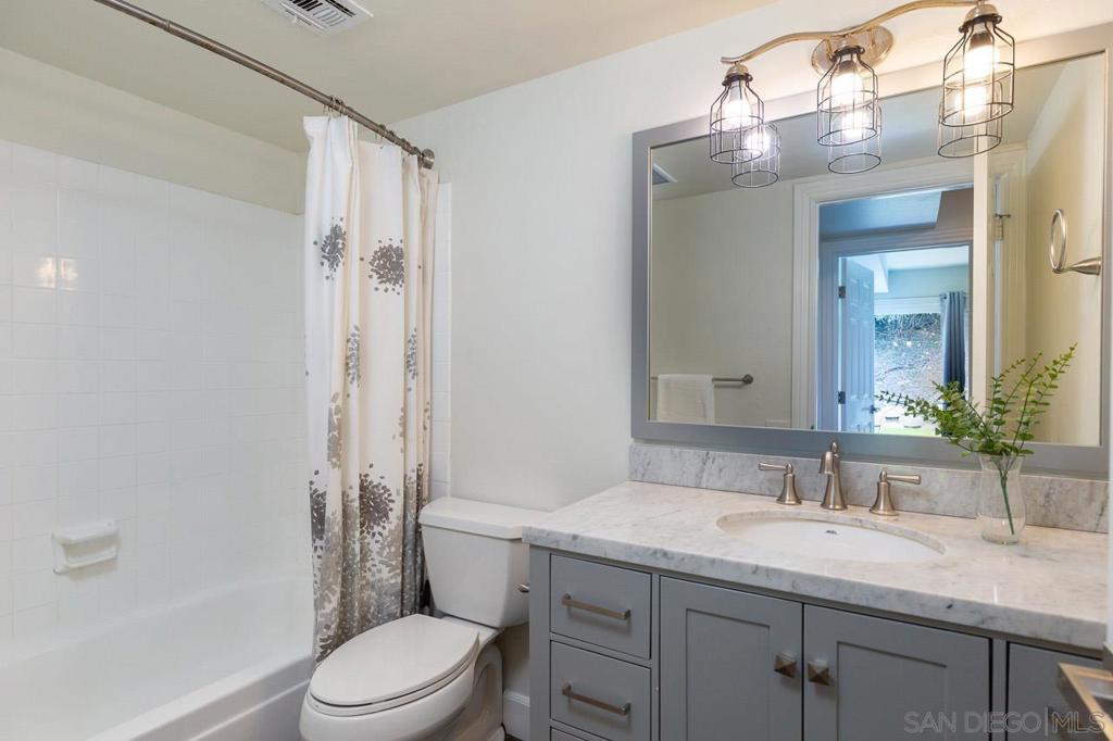 13053 Trail Dust Ave - photo 18