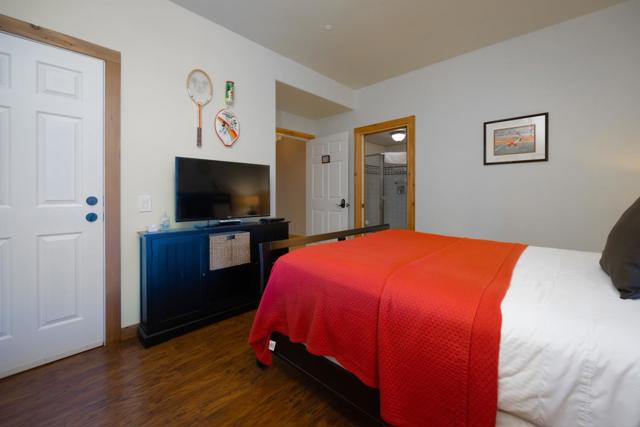 Image 63 of 109 For 2081 Ponderosa Way