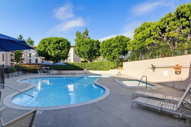 7858 Cowles Mountain Ct, San Diego CA: https://media.crmls.org/mediaz/5415638d-dbb5-493c-b6aa-43008833a41a.jpg