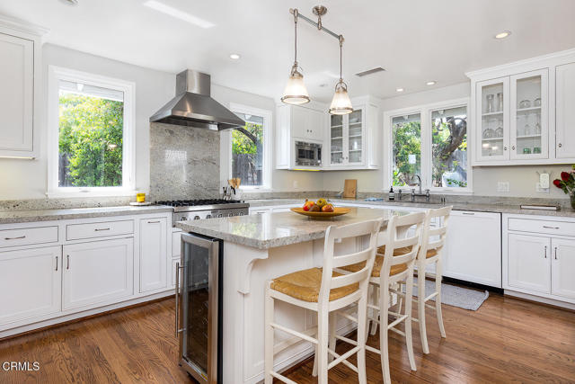 Detail Gallery Image 13 of 54 For 941 Wiladonda Dr, La Canada Flintridge,  CA 91011 - 3 Beds | 3/1 Baths