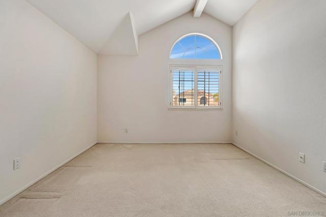 11515 Corte Playa Las Brisas, San Diego CA: https://media.crmls.org/mediaz/54163bd7-3335-4fc4-833a-95cb2fa08f42.jpg