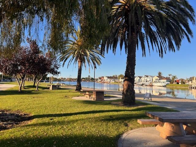 1787 Brooks Street, San Mateo CA: https://media.crmls.org/mediaz/5417e66b-d4dc-4766-b462-a96369f03f0e.jpg