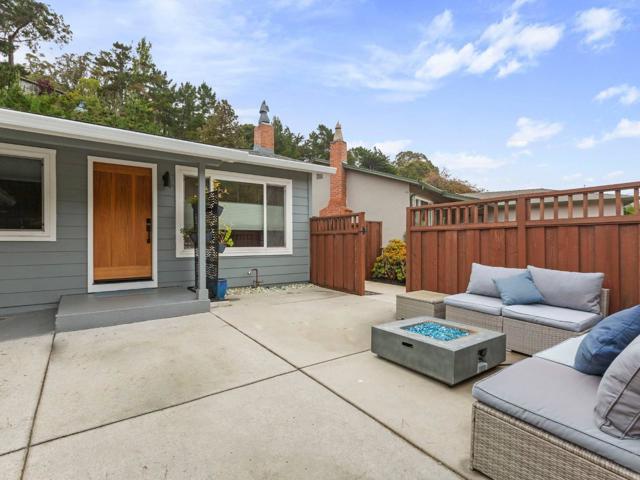 1415 LInda Mar Boulevard, Pacifica CA: https://media.crmls.org/mediaz/541820f2-04f7-4dbc-9544-7fc485fe8ad1.jpg