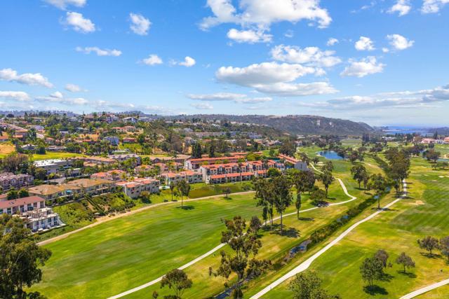 2534 Navarra Drive, Carlsbad CA: https://media.crmls.org/mediaz/54185344-ec74-498c-8833-9c8a16945a0b.jpg
