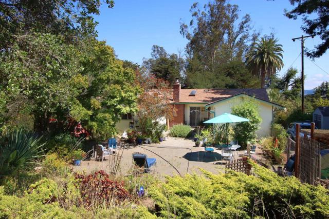 46 Valley View Road, Watsonville CA: https://media.crmls.org/mediaz/54192eef-82bb-43a6-9ffa-4b9fc16e1232.jpg
