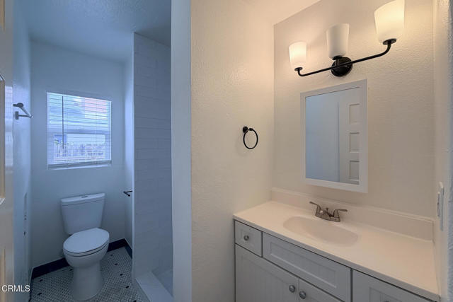 Detail Gallery Image 10 of 35 For 117 Van Nuys Ave, Oxnard,  CA 93035 - 3 Beds | 2 Baths