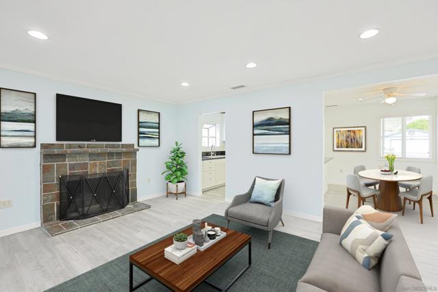 819 Daisy St, Escondido CA: https://media.crmls.org/mediaz/541af552-548e-4d46-937e-e42f546d2d1d.jpg