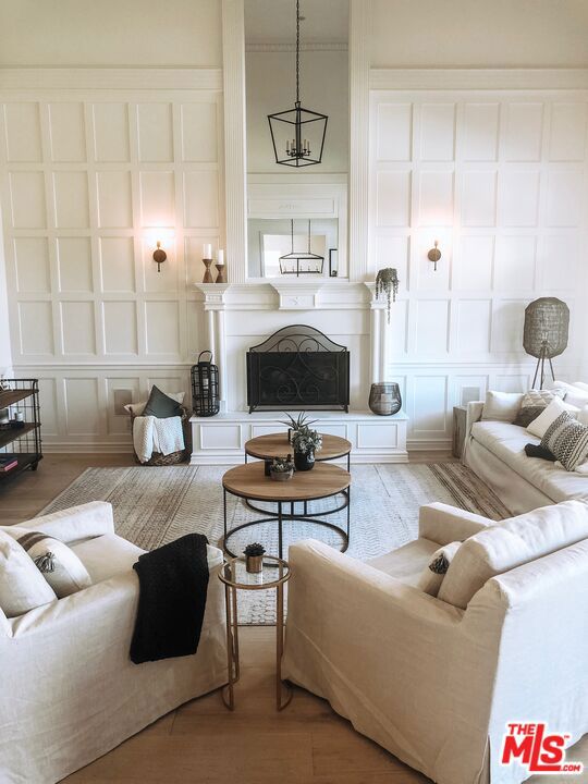28600 Pacific Coast Highway, Malibu CA: https://media.crmls.org/mediaz/541bc04c-1888-434f-a846-ffd2c586610e.jpg