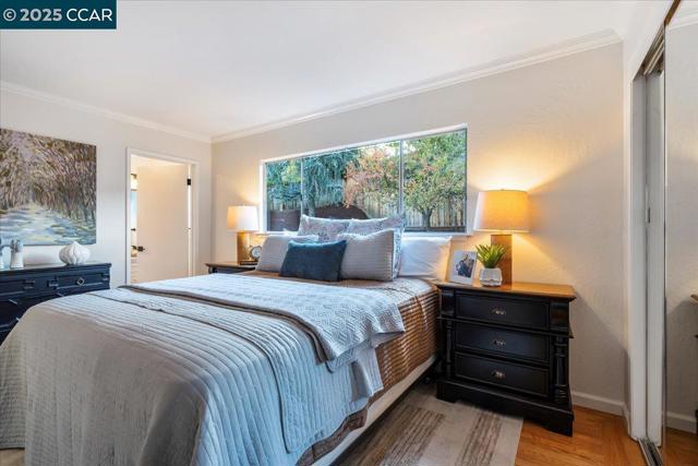 3503 Highland Ave, Redwood City CA: https://media.crmls.org/mediaz/541c0550-0af8-4e5c-8a19-5fa98ceee06a.jpg