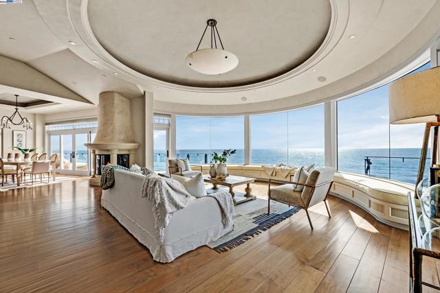 797 Las Olas Dr, Aptos CA: https://media.crmls.org/mediaz/541d9394-c6c3-44b6-bfba-994f7baa2645.jpg