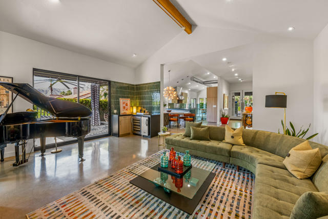 24 Calle Ardilla, Rancho Mirage, CA 92270
