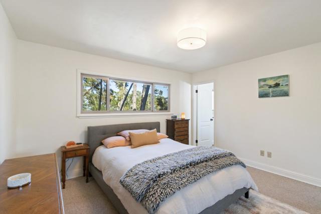 7 Wyndemere Vale, Monterey CA: https://media.crmls.org/mediaz/541e3064-32be-45d9-bcae-c85c952d43f5.jpg