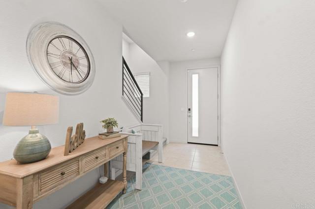 2035 Bravo Loop, Chula Vista CA: https://media.crmls.org/mediaz/541f2e04-4547-4e31-a486-fe518ddfaaf5.jpg