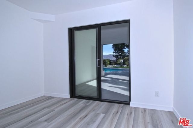 12112 Woodley Avenue, Granada Hills CA: https://media.crmls.org/mediaz/541f9a92-f35b-4180-941c-ada37c1a1db8.jpg